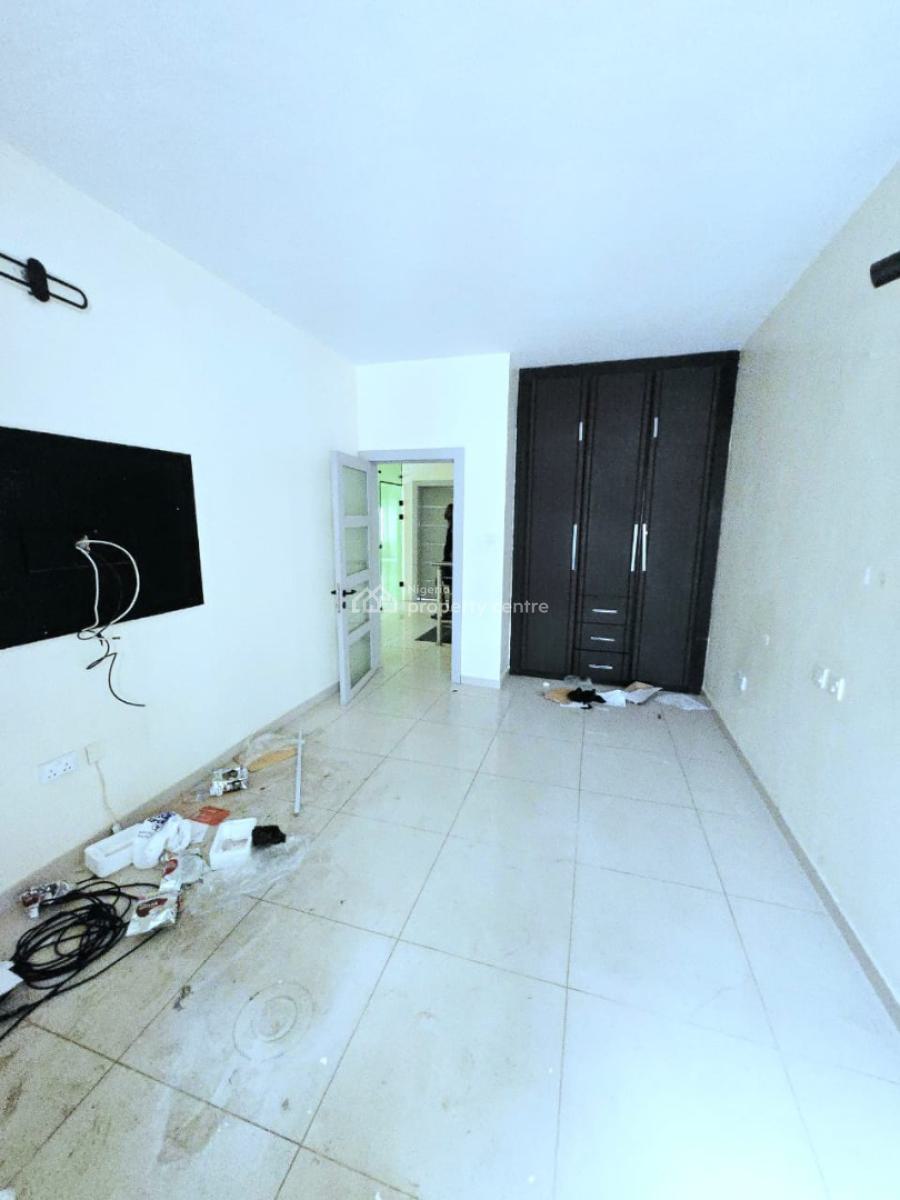 Commercial 4-bedroom Office Duplex, Lekki Phase 1, Lekki, Lagos, Commercial Property for Rent