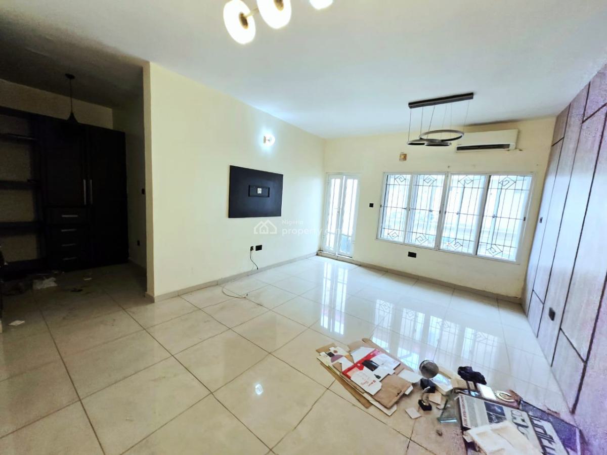 Commercial 4-bedroom Office Duplex, Lekki Phase 1, Lekki, Lagos, Commercial Property for Rent