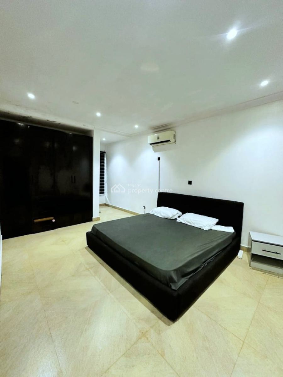 Neatly Built 1 Bedroom Apartment, Lekki Phase 1, Lekki, Lagos, Flat / Apartment for Rent