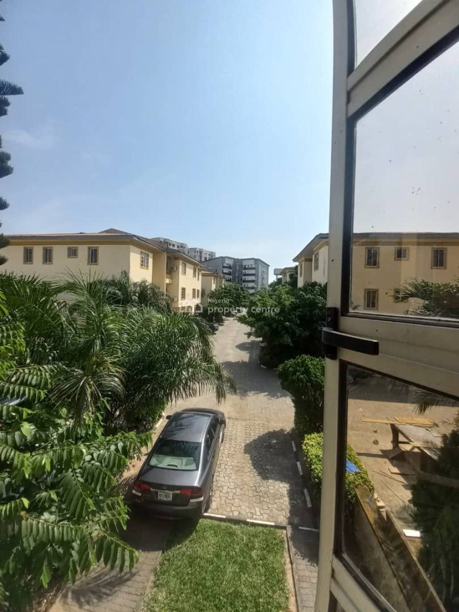 Waterfront 4 Bedroom Serviced Terrace Duplex with Pool, Gym and Ac, Lekki Phase 1, Lekki, Lagos, Terraced Duplex for Rent