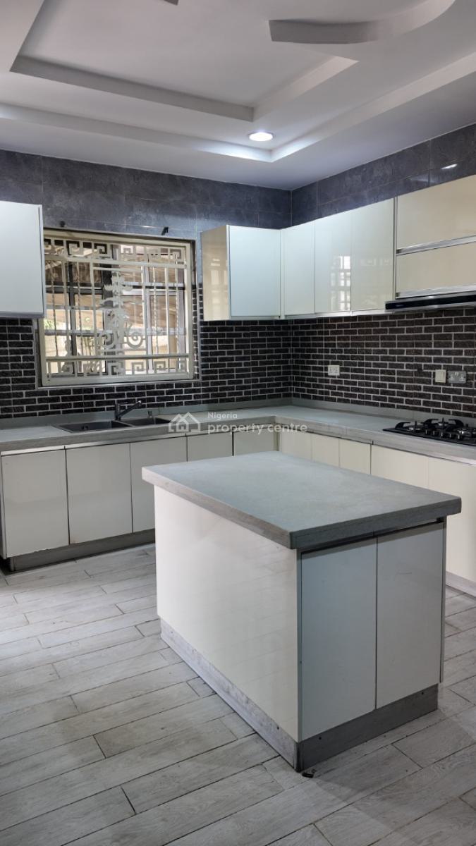 Luxury 5-bedroom Semi-detached Duplex + Bq, Wuye, Abuja, Semi-detached Duplex for Rent