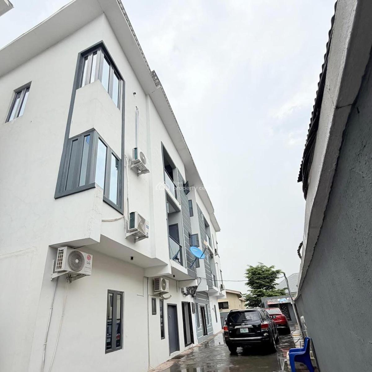 Newly Built 3bedroom Apartment, Gra Phase 2, Magodo, Lagos, Flat / Apartment for Sale