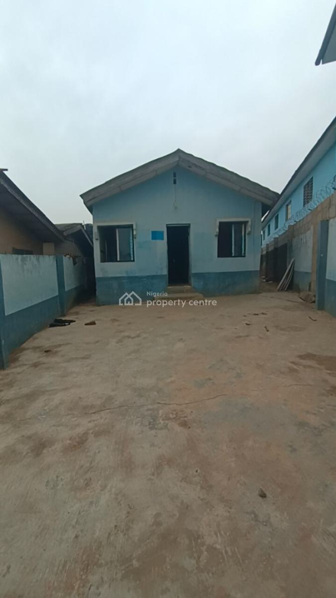 Completed Bungalow on Half Plot of Land, Ojokoro Road, Agric, Ikorodu, Lagos, Detached Bungalow for Sale