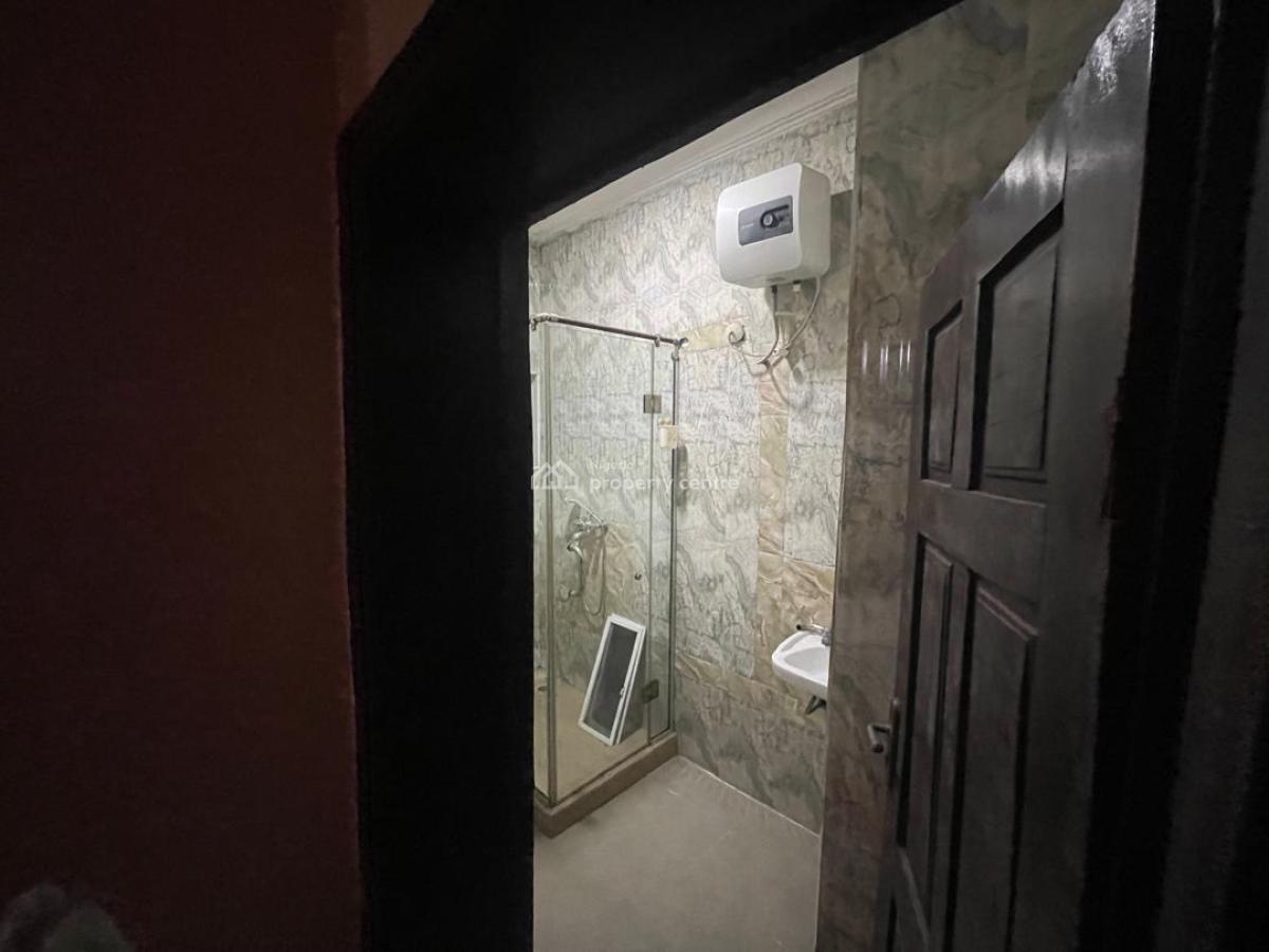 4 Bedroom Semi Detached Duplex 2 People in The Compound, Chevron Drive, Lekki, Lagos, Semi-detached Duplex for Rent