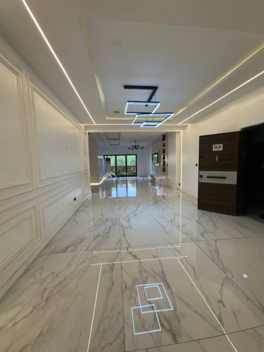 Spacious Luxury Semi-furnished 3-bedroom Apartment with Elevator, Ikoyi, Lagos, Flat / Apartment for Rent