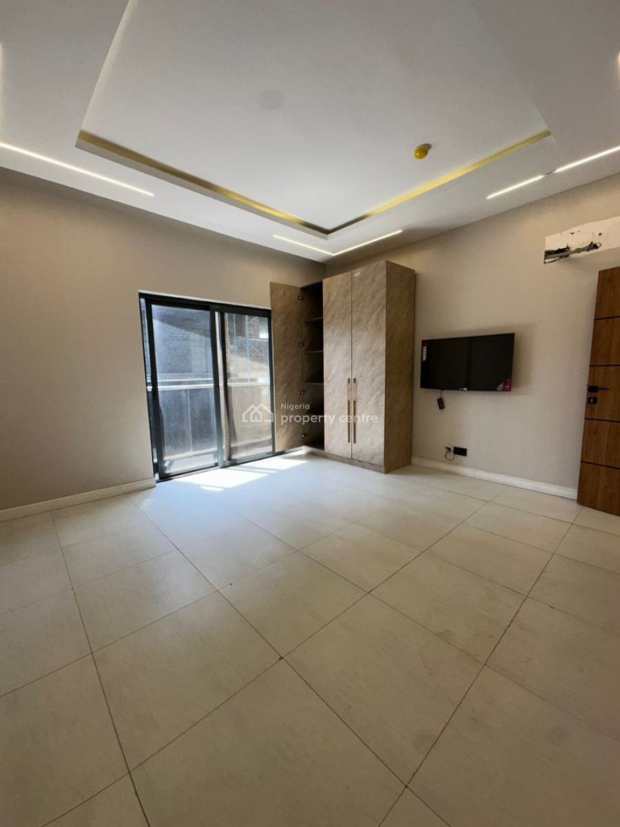Spacious Luxury Semi-furnished 3-bedroom Apartment with Elevator, Ikoyi, Lagos, Flat / Apartment for Rent