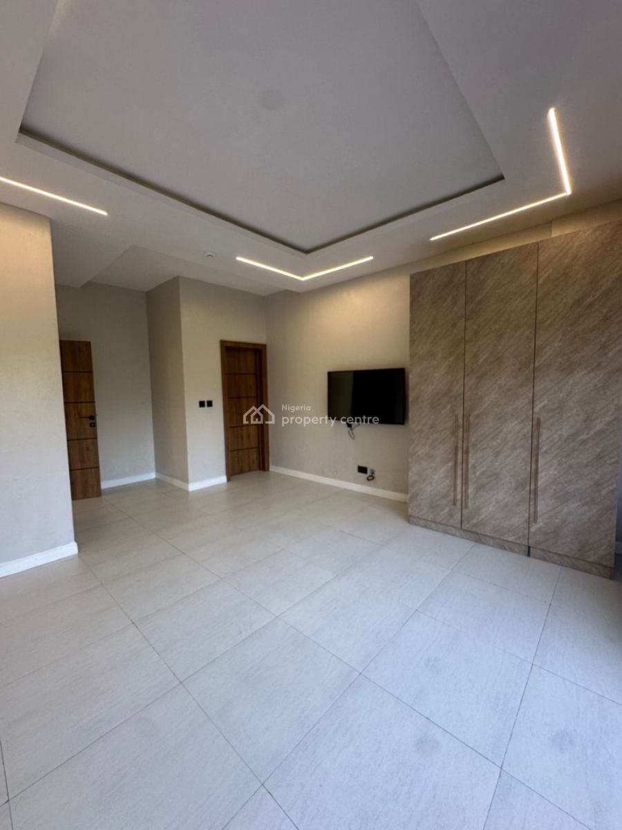 Spacious Luxury Semi-furnished 3-bedroom Apartment with Elevator, Ikoyi, Lagos, Flat / Apartment for Rent