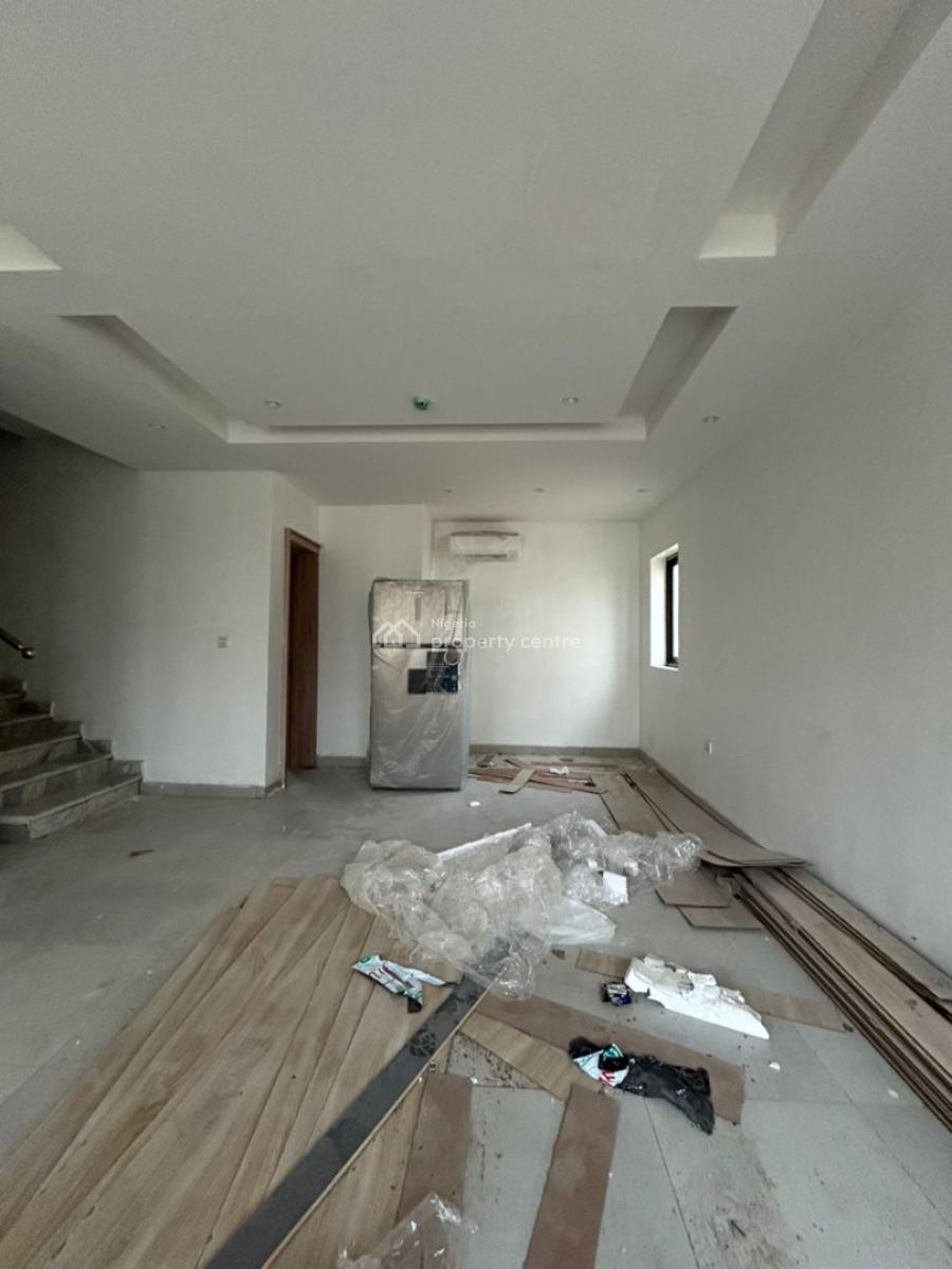 4-bedroom Semi-detached Duplex, Osapa, Lekki, Lagos, Flat / Apartment for Rent
