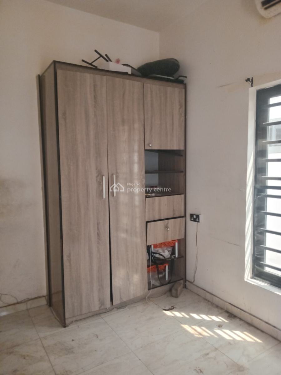 a Luxurious Self Contain Apartment, Chevron Drive, Lekki, Lagos, Self Contain (single Rooms) for Rent