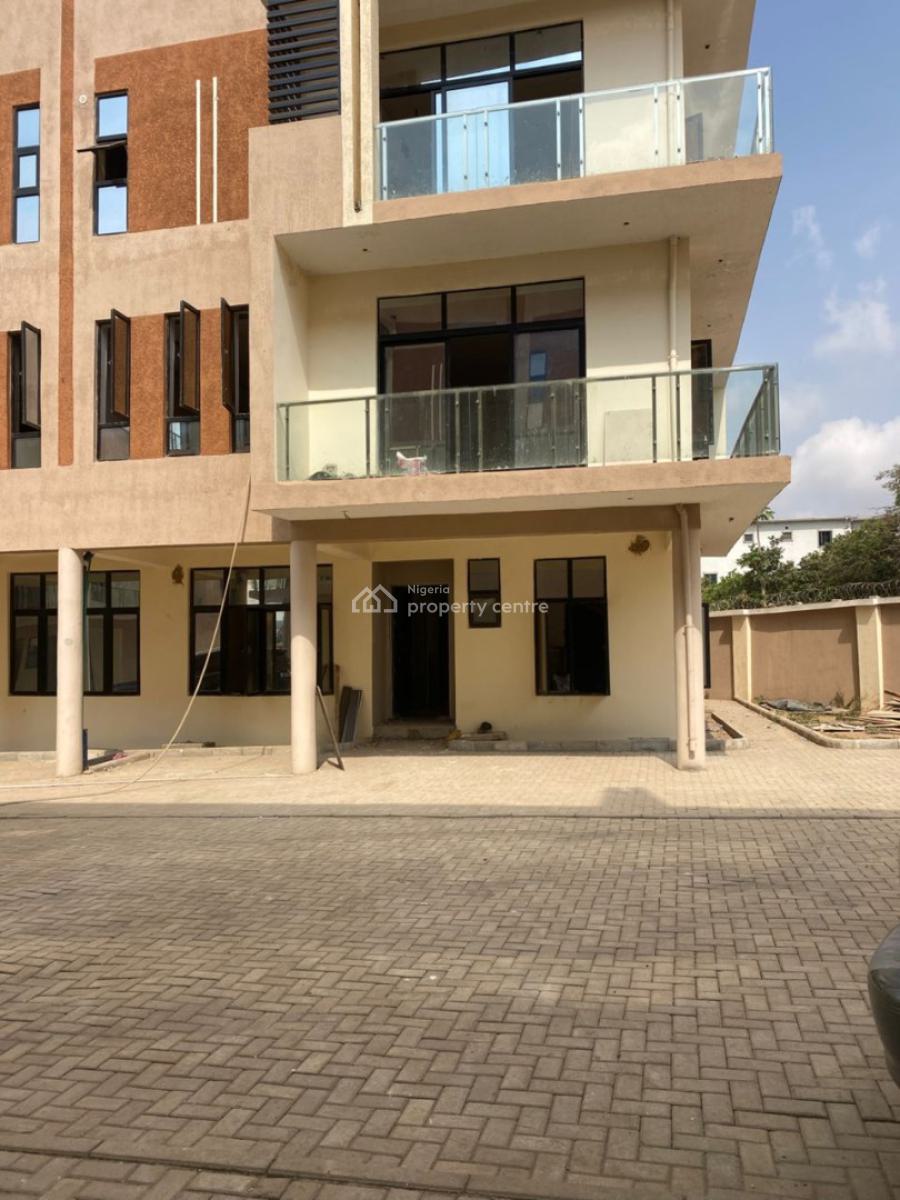 5-bedroom Semi-detached with Bq, Kaura, Abuja, Semi-detached Duplex for Sale