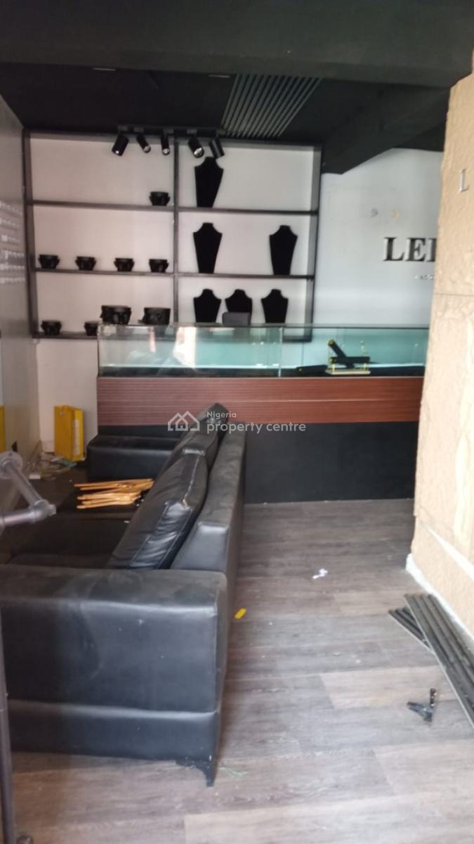 25sqm Shop, Good Location, Igbo Efon, Lekki, Lagos, Plaza / Complex / Mall for Rent