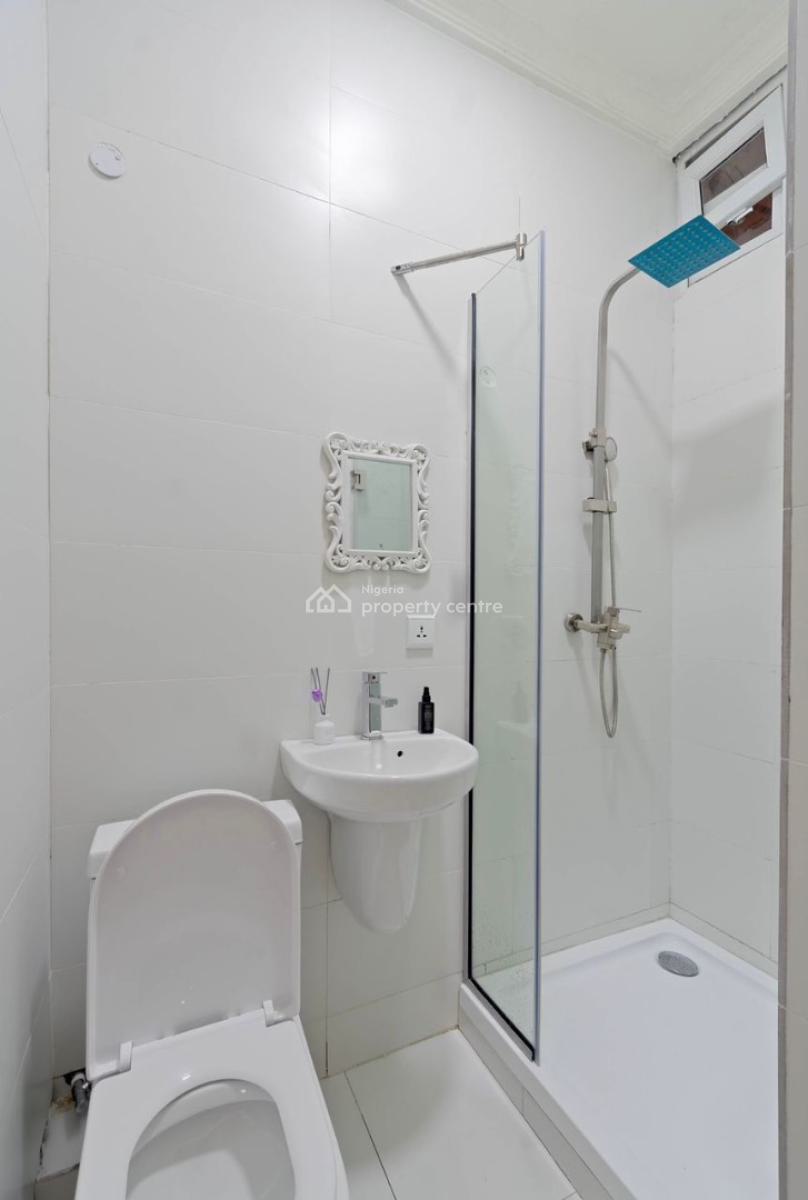 Beautiful One Bedroom Apartment with a Private Cinema, Maben Estate By Northern Foreshore, Chevron Drive, Lekki Phase 2, Lekki, Lagos, Flat / Apartment Short Let
