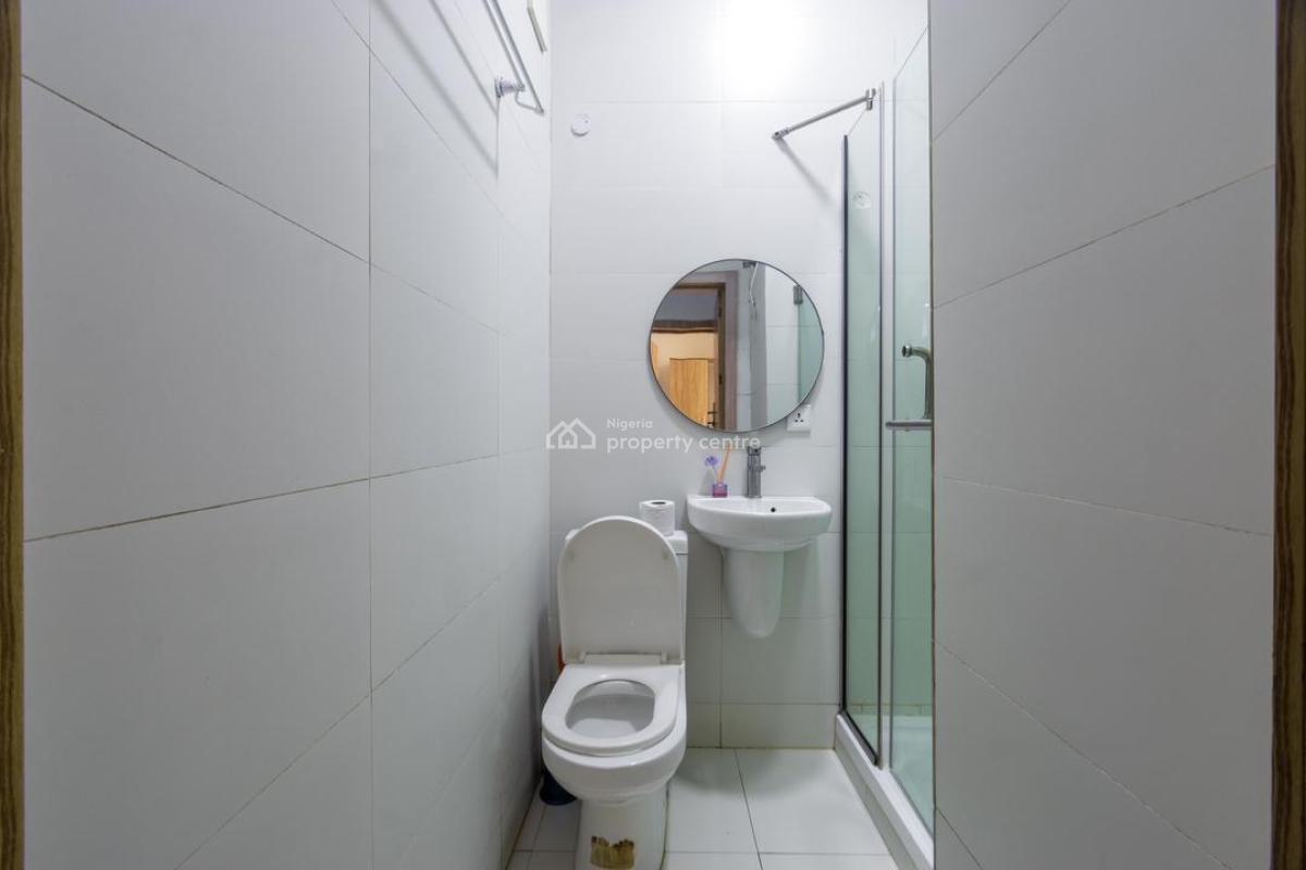 Beautiful One Bedroom Apartment with a Private Cinema, Maben Estate By Northern Foreshore, Chevron Drive, Lekki Phase 2, Lekki, Lagos, Flat / Apartment Short Let