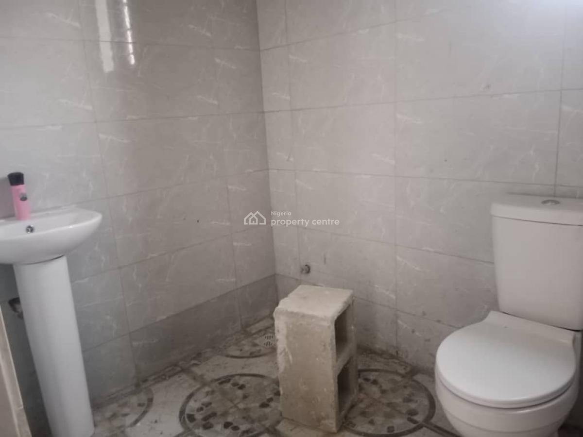 Newly Built 2 Bedroom Flat, Elesakan, Bogije, Ibeju Lekki, Lagos, Flat / Apartment for Rent