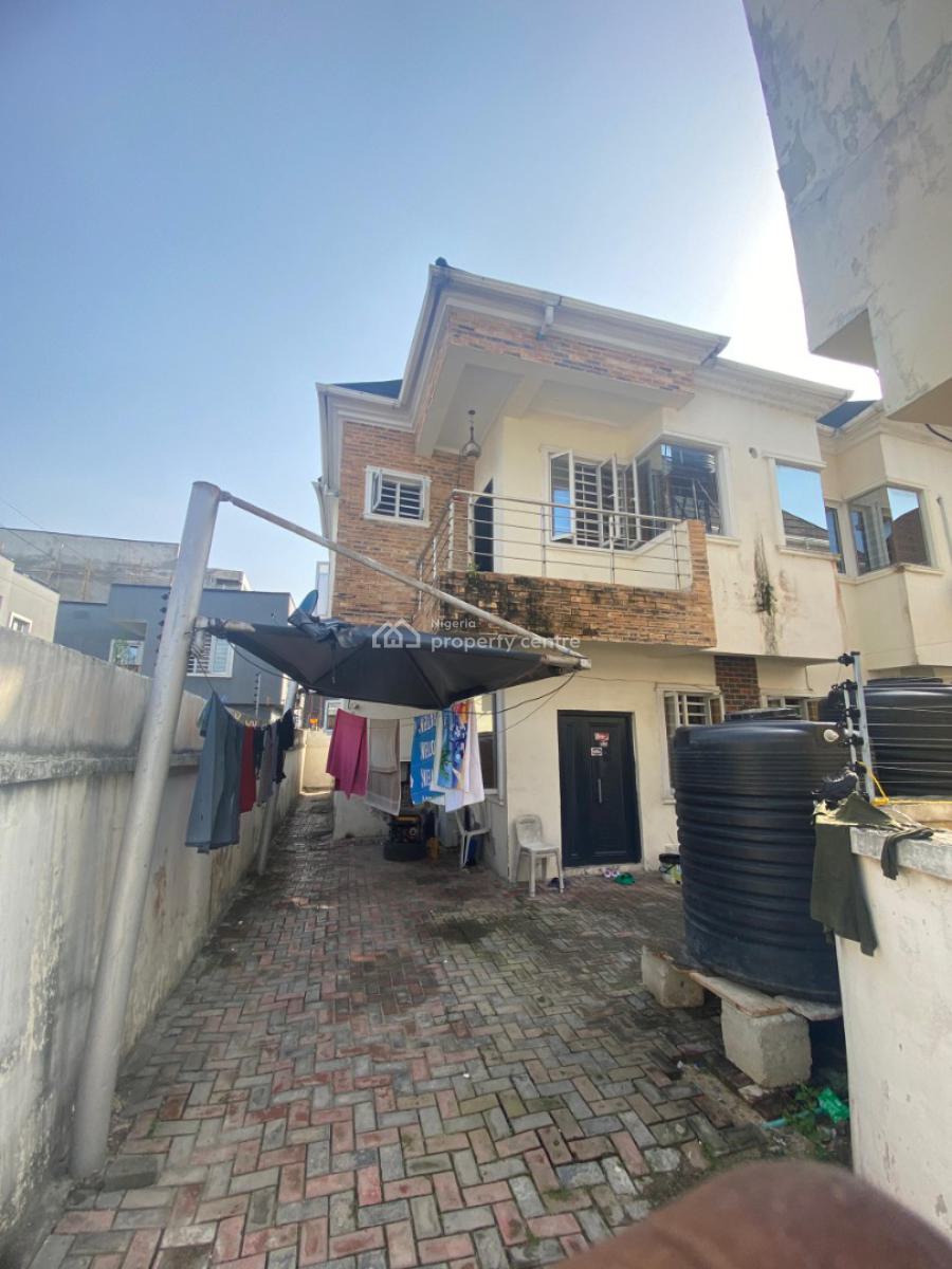 One Bedroom Apartment Upstairs with Open Plan Kitchen, Off Alfa Beach Road New Road, Lekki, Lagos, Mini Flat (room and Parlour) for Rent