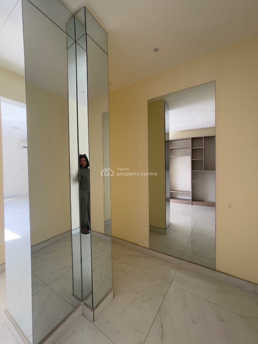 Luxury 5 Bedroom Semi Detached with Elevator, and Bq, Banana Island, Ikoyi, Lagos, Semi-detached Duplex for Rent