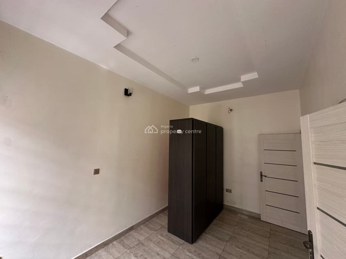 4 Bedroom Terrace Duplex, Mobil Road, Ilaje, Ajah, Lagos, Terraced Duplex for Rent