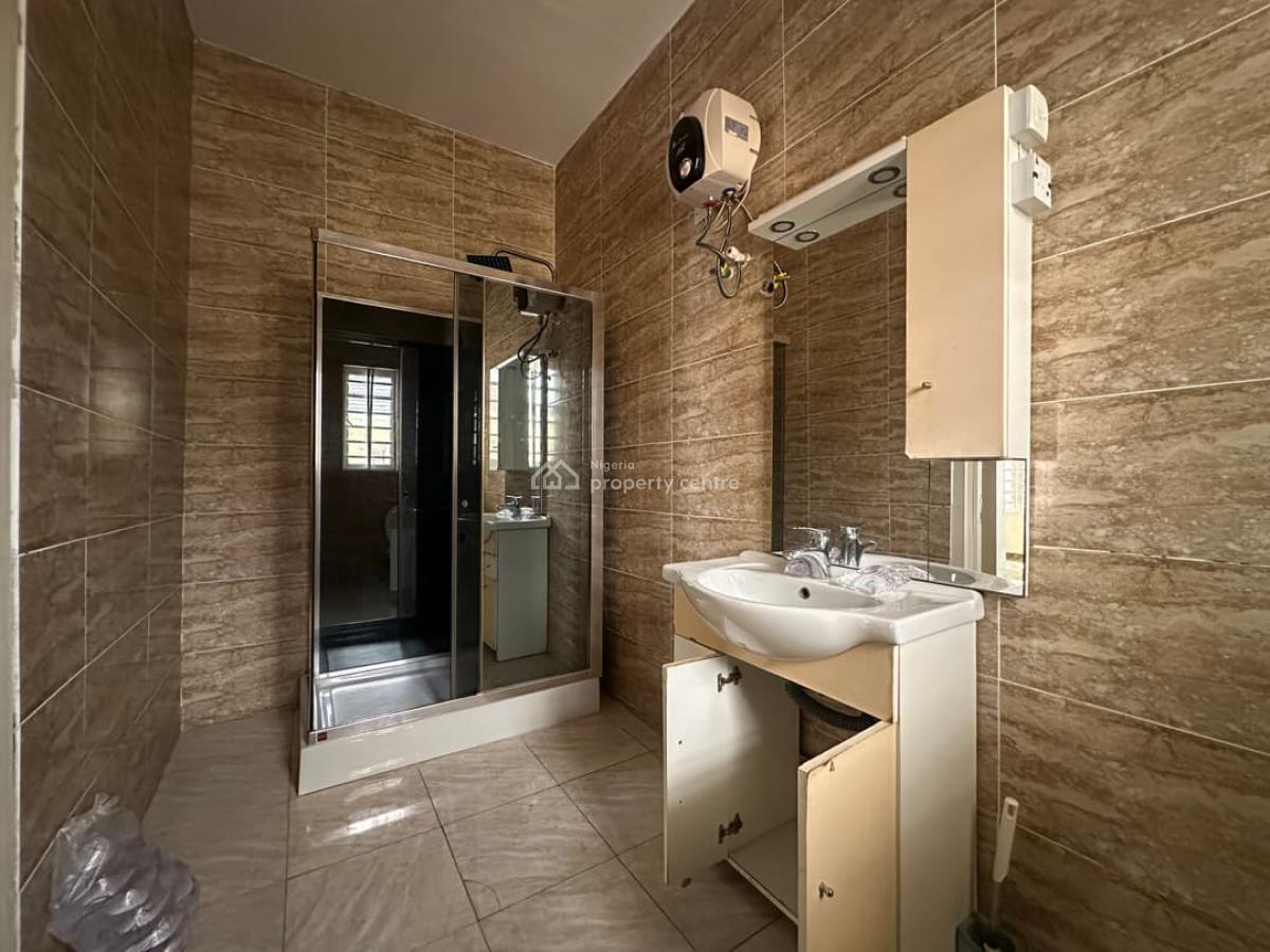 4 Bedroom Terrace Duplex, Mobil Road, Ilaje, Ajah, Lagos, Terraced Duplex for Rent