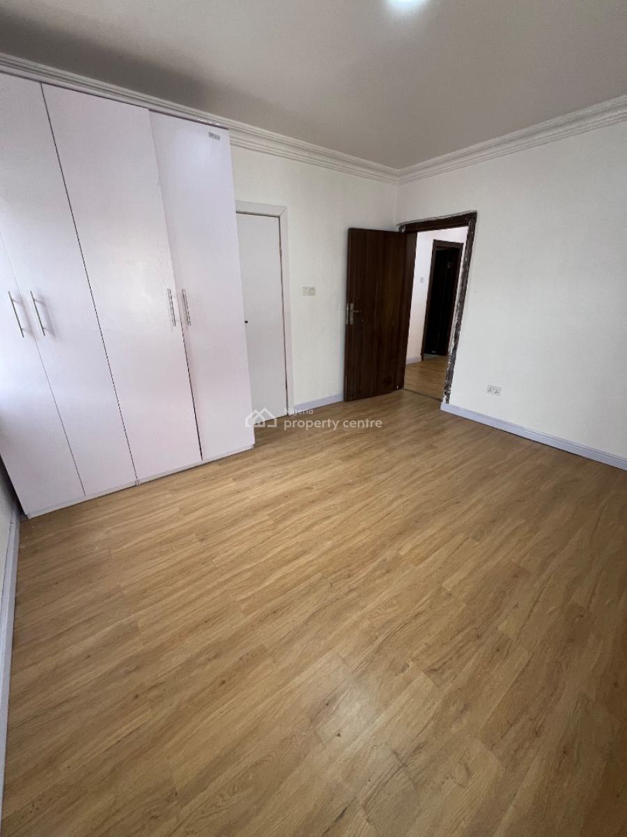 Fully-serviced 1-bedroom Flat with Steady Electricity, Off Admiralty Way, Lekki Phase 1, Lekki, Lagos, Mini Flat (room and Parlour) for Rent