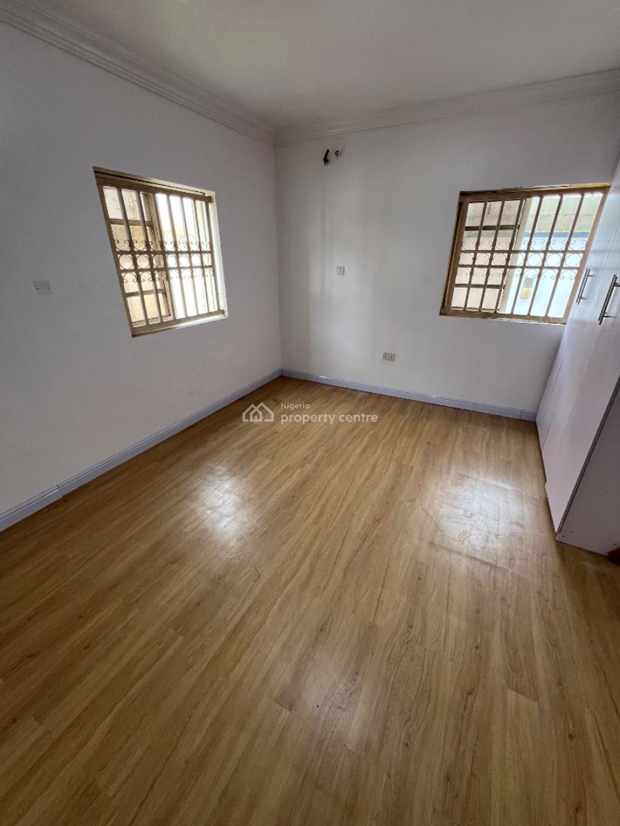 Fully-serviced 1-bedroom Flat with Steady Electricity, Off Admiralty Way, Lekki Phase 1, Lekki, Lagos, Mini Flat (room and Parlour) for Rent