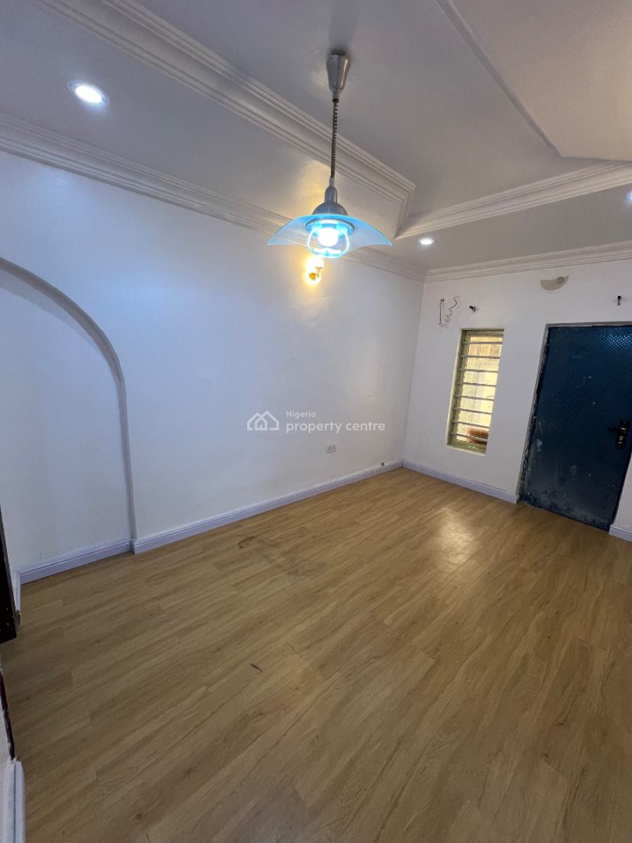 Fully-serviced 1-bedroom Flat with Steady Electricity, Off Admiralty Way, Lekki Phase 1, Lekki, Lagos, Mini Flat (room and Parlour) for Rent