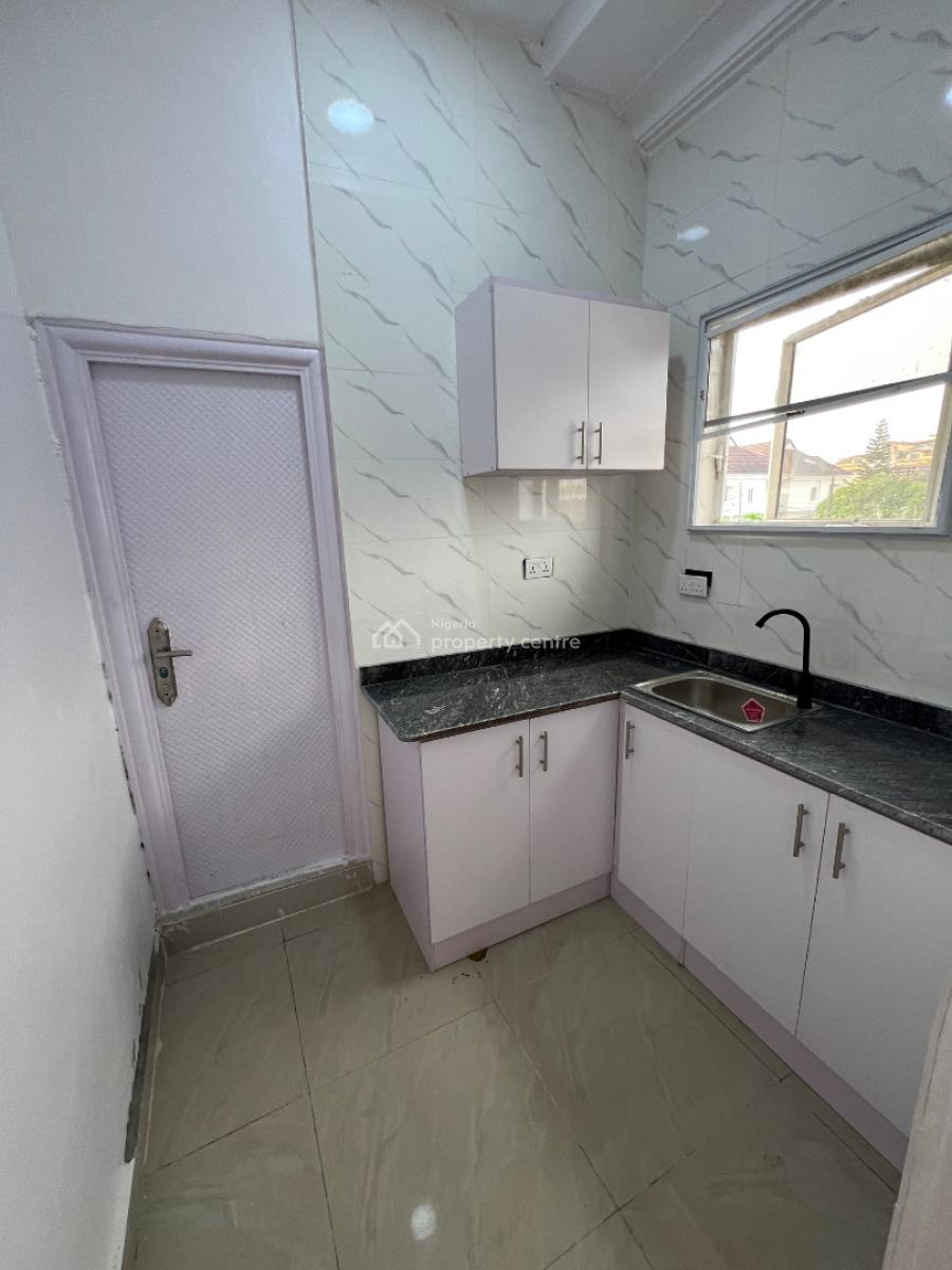 Massive and Fully-serviced Studio Apartment with Steady Electricity, Lekki Phase 1, Lekki, Lagos, Self Contain (single Rooms) for Rent