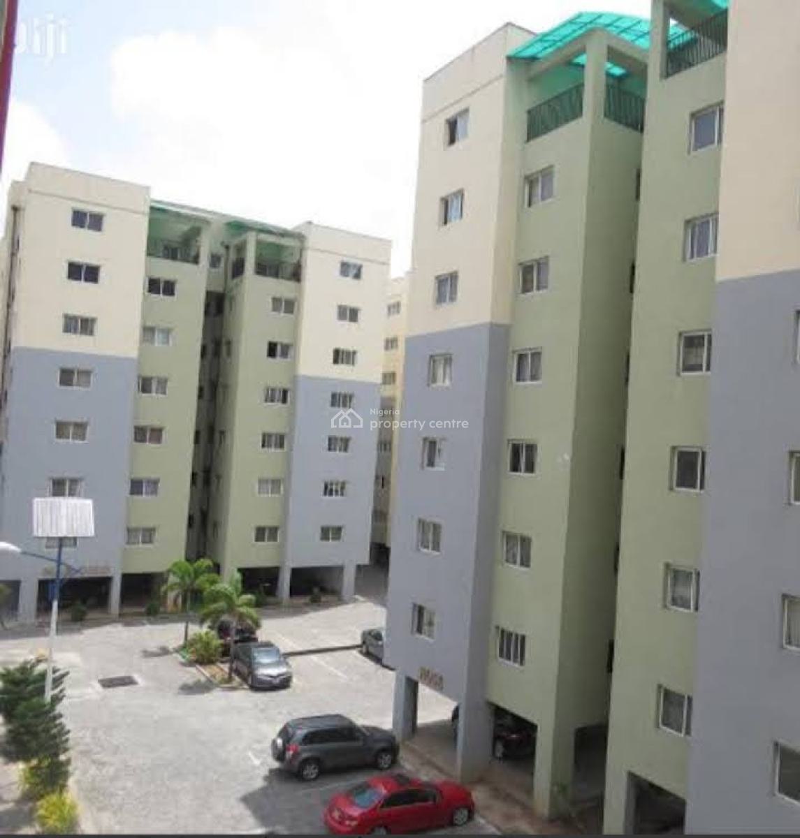 Spacious and Fully Serviced 3 Bedroom Flat with Bq, Prime Water Garden Phase 2, Off Freedom Way, Ikate, Lekki, Lagos, Flat / Apartment for Sale