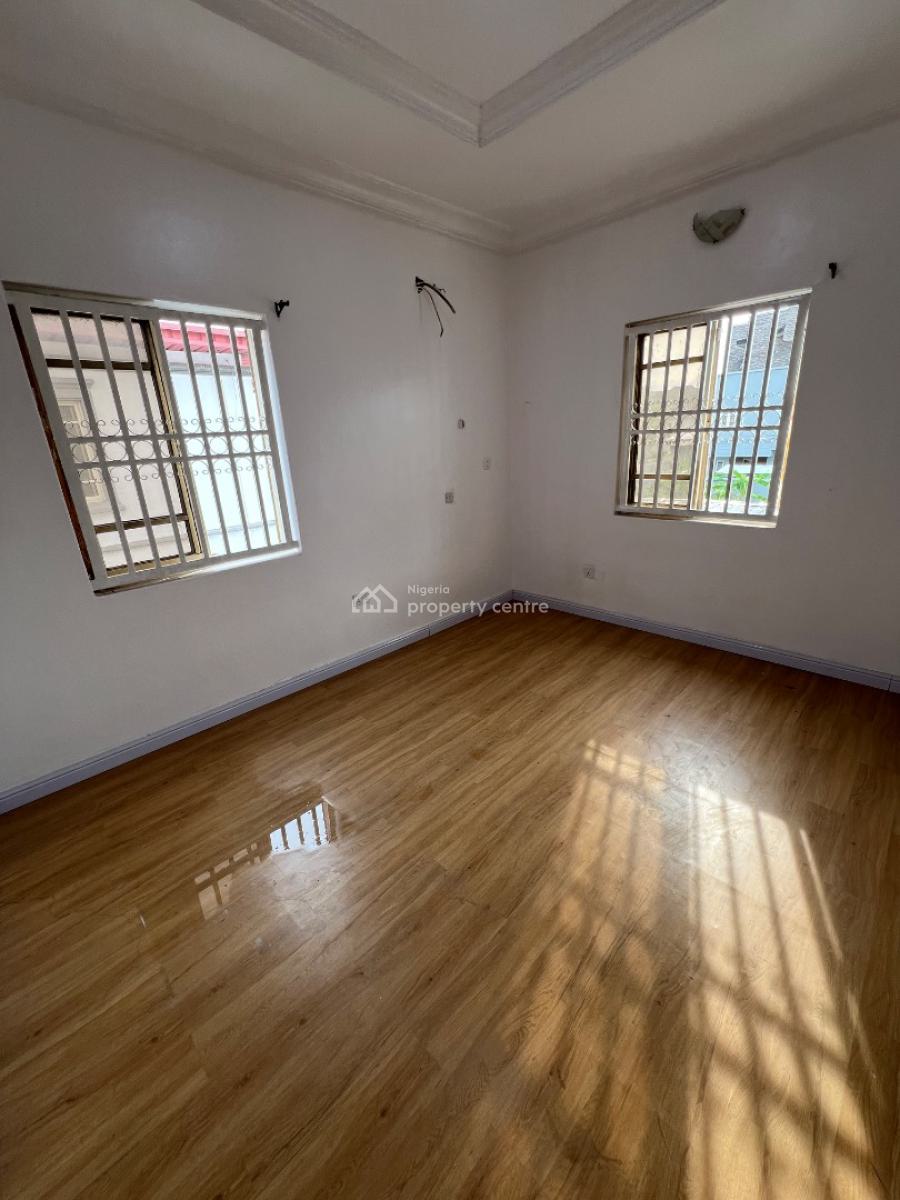 Spacious Fully-serviced Studio Apartment with Steady Electricity, Off Admiralty Way, Lekki Phase 1, Lekki, Lagos, Self Contain (single Rooms) for Rent