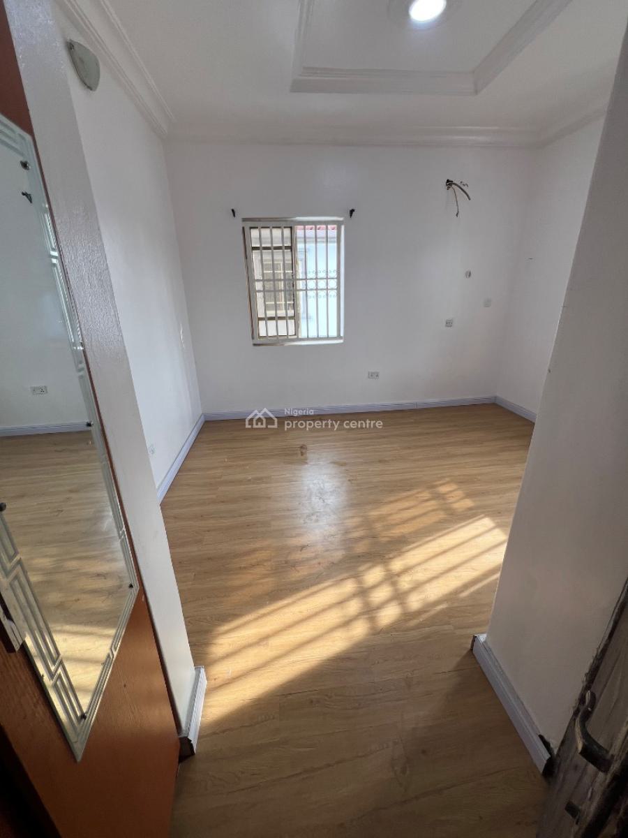 Spacious Fully-serviced Studio Apartment with Steady Electricity, Off Admiralty Way, Lekki Phase 1, Lekki, Lagos, Self Contain (single Rooms) for Rent