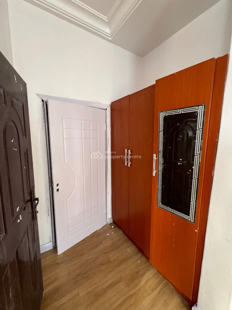 Spacious Fully-serviced Studio Apartment with Steady Electricity, Off Admiralty Way, Lekki Phase 1, Lekki, Lagos, Self Contain (single Rooms) for Rent