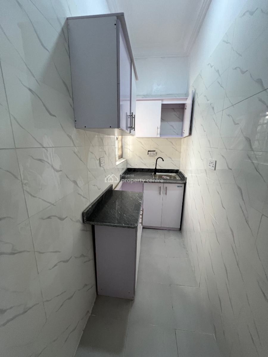 Spacious Fully-serviced Studio Apartment with Steady Electricity, Off Admiralty Way, Lekki Phase 1, Lekki, Lagos, Self Contain (single Rooms) for Rent