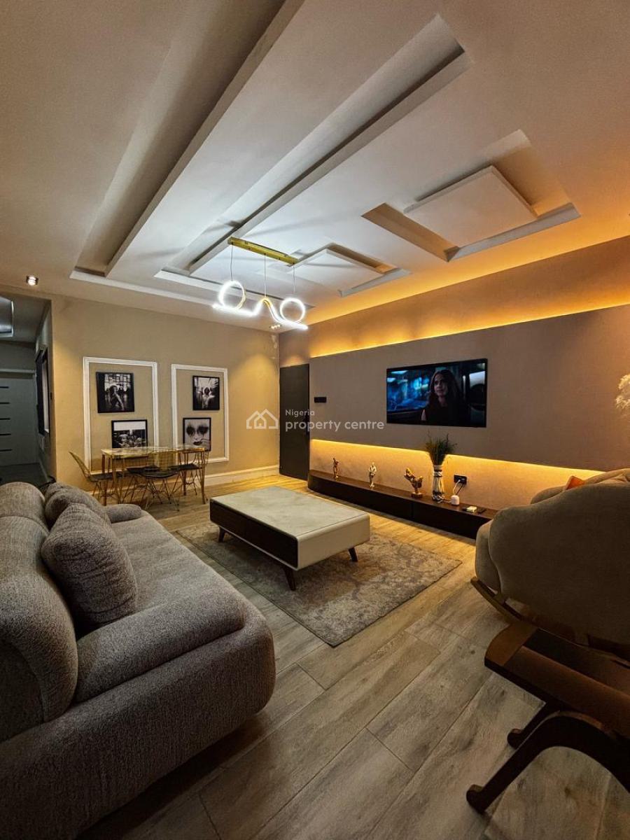 Aesthetically Pleasing Two Bedroom, Ebele Okeke Crescent, Wuye, Abuja, Flat / Apartment Short Let