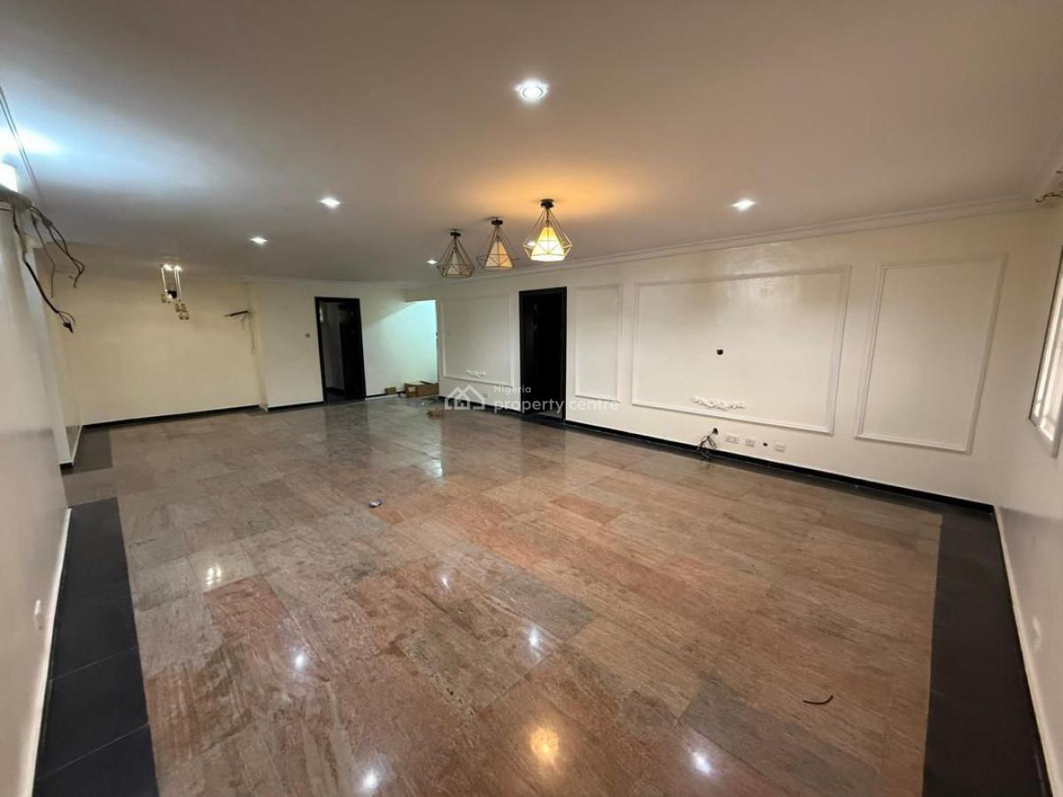 Well Maintained 3 Bedrooms  Apartment with Bq, Lekki Phase 1, Lekki, Lagos, Flat / Apartment for Rent