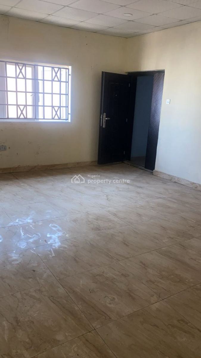 Luxury 2 Bedrooms Flat in a Gated Estate, Fashola Estate, Owode - Ibeshe Road, Ikorodu, Lagos, Flat / Apartment for Sale