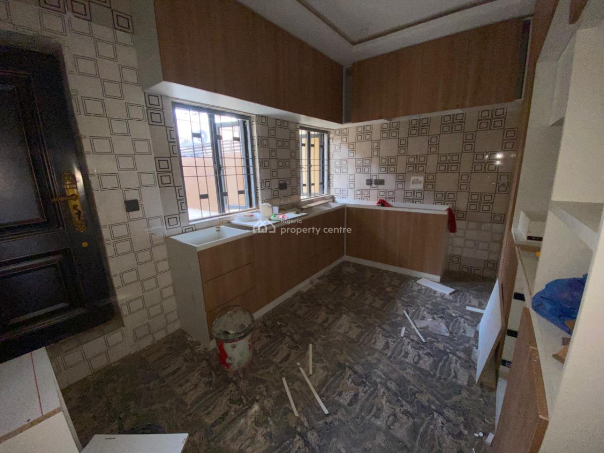 Newly-built 4 Bedroom Terrace Duplex with 1 Room Bq, in a Secured Estate, Asokoro District, Abuja, Terraced Duplex for Rent