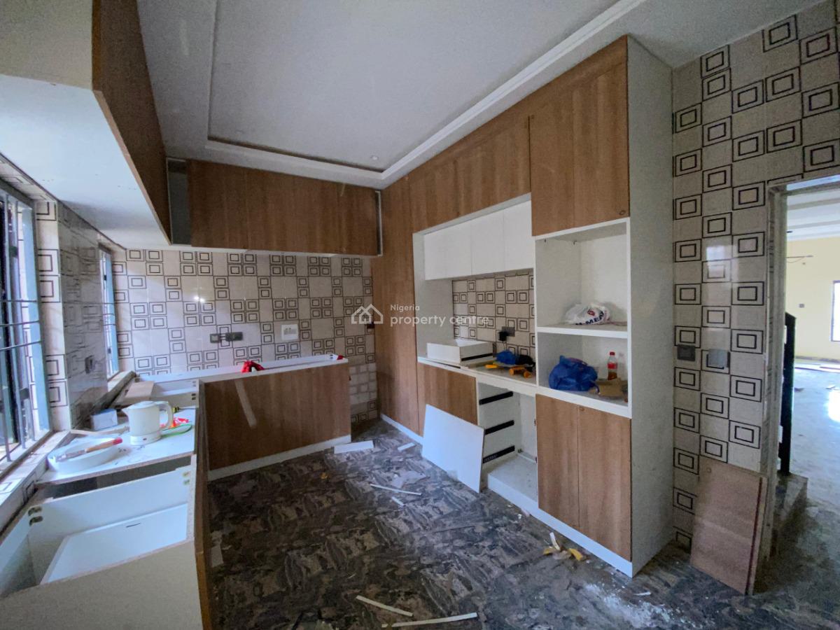 Newly-built 4 Bedroom Terrace Duplex with 1 Room Bq, in a Secured Estate, Asokoro District, Abuja, Terraced Duplex for Rent