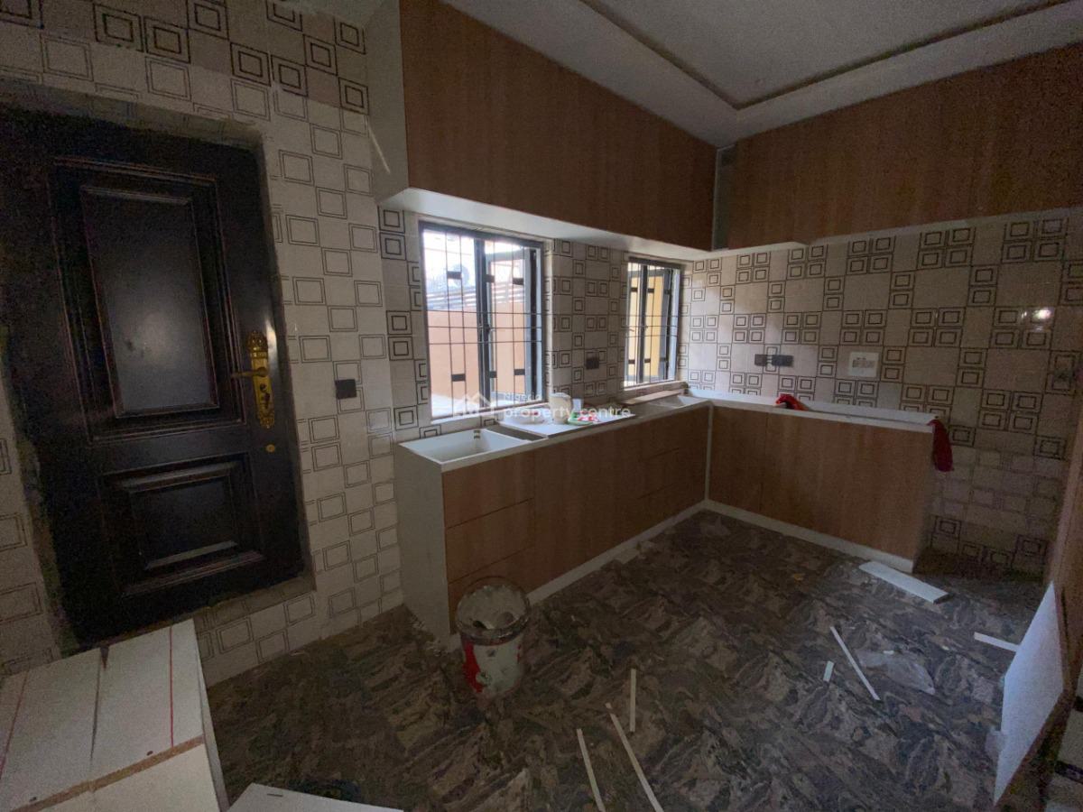 Newly-built 4 Bedroom Terrace Duplex with 1 Room Bq, in a Secured Estate, Asokoro District, Abuja, Terraced Duplex for Rent