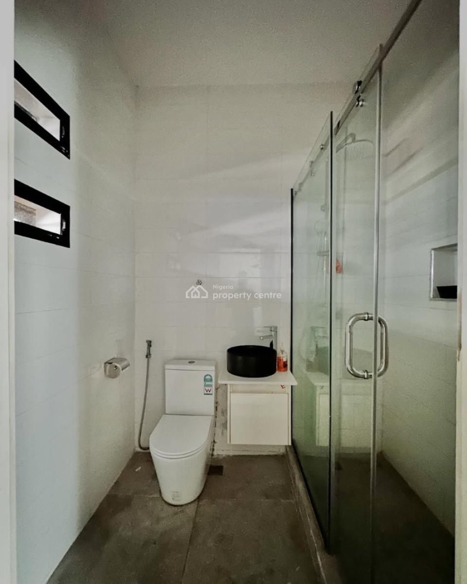 Lovely 3 Bedroom Apartment with Pool,gym and Bq, Lekki Phase 1, Lekki Phase 1, Lekki, Lagos, Block of Flats for Sale