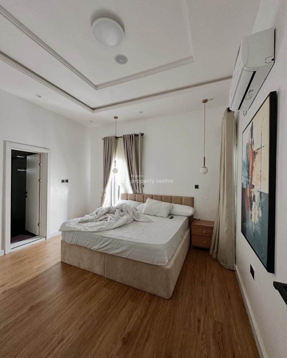 Lovely 3 Bedroom Apartment with Pool,gym and Bq, Lekki Phase 1, Lekki Phase 1, Lekki, Lagos, Block of Flats for Sale