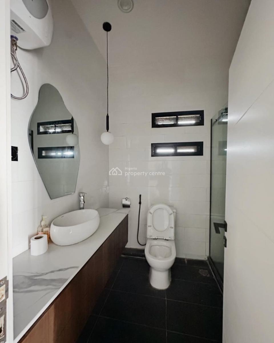 Lovely 3 Bedroom Apartment with Pool,gym and Bq, Lekki Phase 1, Lekki Phase 1, Lekki, Lagos, Block of Flats for Sale