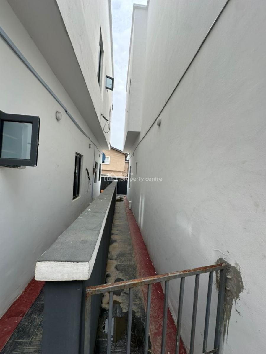 Luxury Four Bedrooms Semi-detached Duplex in a Prestigious Estate, Badore, Ajah, Badore, Ajah, Lagos, Semi-detached Duplex for Sale