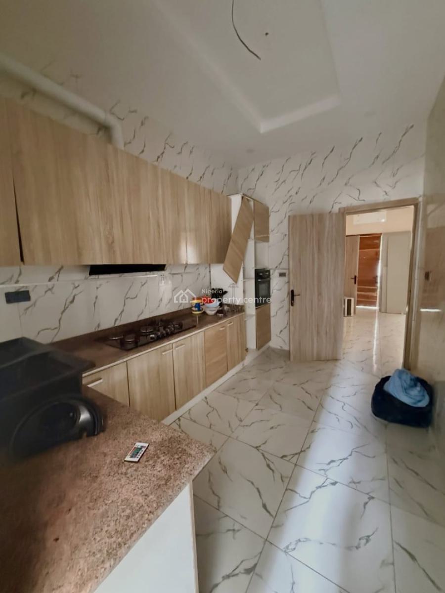 Three Bedrooms Terraced Duplex, Ikota, Lekki, Lagos, Terraced Duplex for Rent