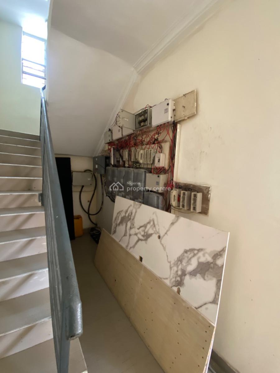 Self Serviced 2 Bedrooms Flat on Ground Floor, Ikota, Ikota, Lekki, Lagos, Flat / Apartment for Rent