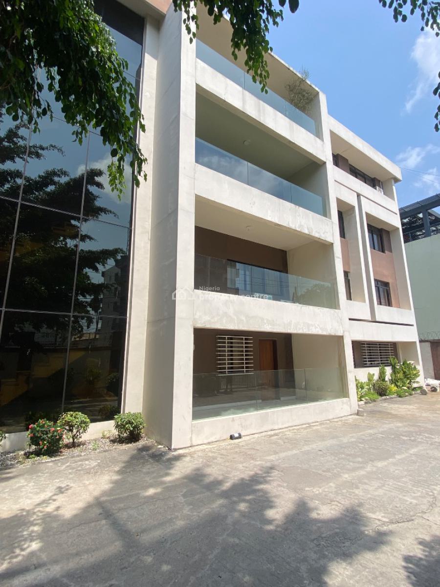 Beautiful Luxury  3 Bedroom Flat ( Ground Floor ), Main Victoria Island  ( Ground Floor ) 24hrs Electricity, Victoria Island (vi), Lagos, Flat / Apartment for Rent