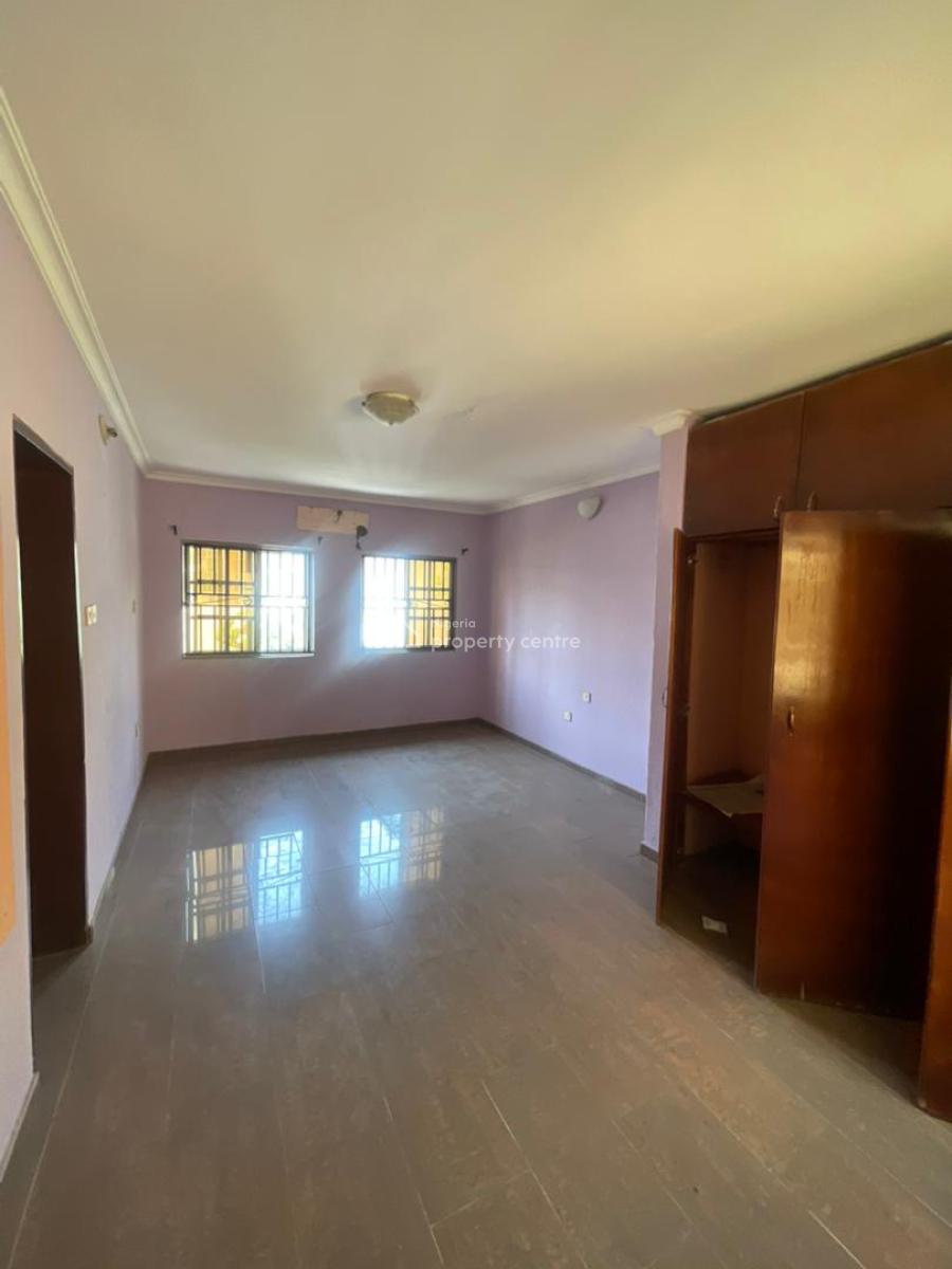 Well-designed 5 Bedrooms Semi-detached Duplex Complemented with a Boys Quarters, Lekki Phase 1, Lekki, Lagos, Semi-detached Duplex for Rent