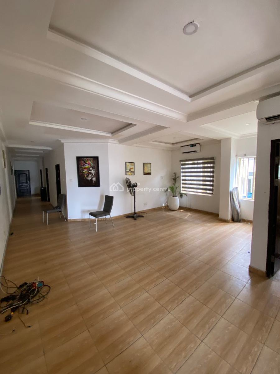 Clean Upstairs 4 Bedroom Flat, By Blenco Supermarket, Before Shop-rite, Sangotedo, Ajah, Lagos, Flat / Apartment for Sale