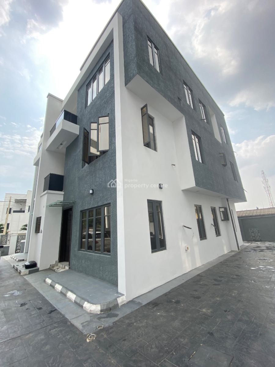 4 Bedrooms Semi Detached House with Bq, Maryland, Lagos, Semi-detached Duplex for Sale