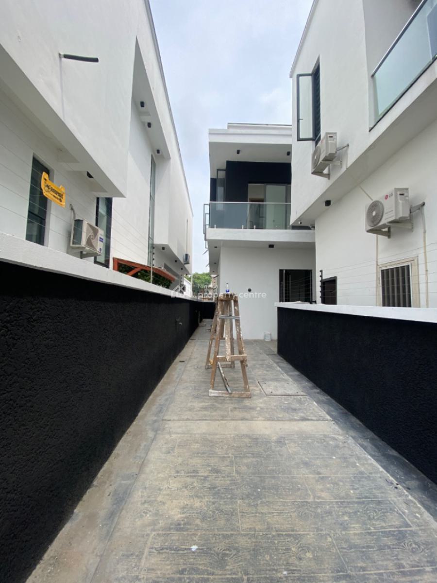 Bran New Residential Or Commercial Used with Bq, Chevron Lekki, Lekki Phase 2, Lekki, Lagos, Semi-detached Duplex for Rent