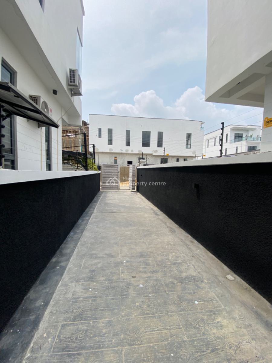 Bran New Residential Or Commercial Used with Bq, Chevron Lekki, Lekki Phase 2, Lekki, Lagos, Semi-detached Duplex for Rent