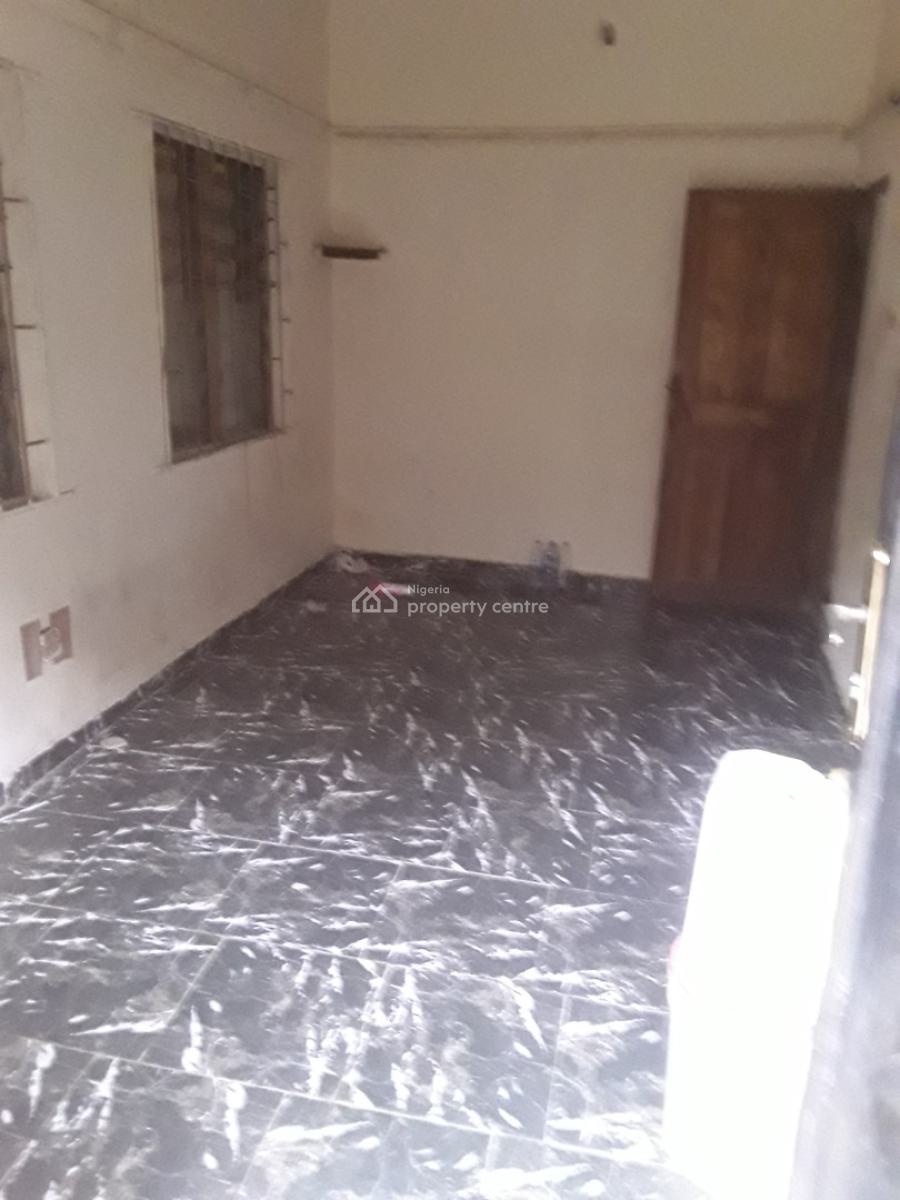 Decent Miniflat at Yaba Aloka Just 3 in a Compound, Alhaji Yinusa Street, Akoka, Yaba, Lagos, Mini Flat (room and Parlour) for Rent